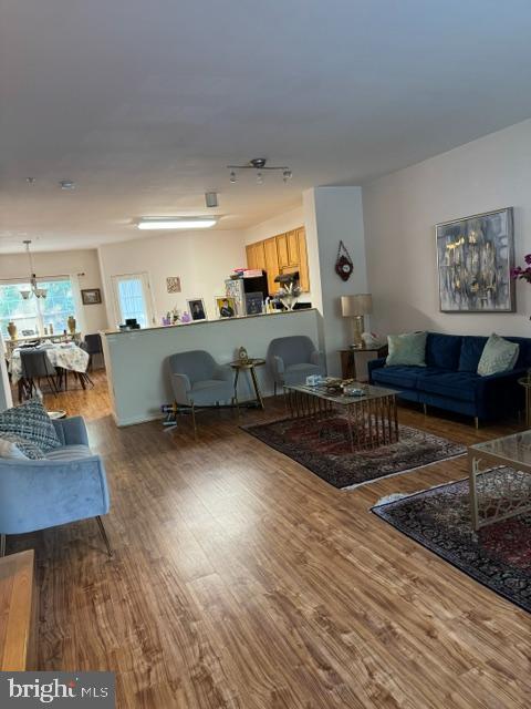 Building Photo - 6041 Blue Point Ct