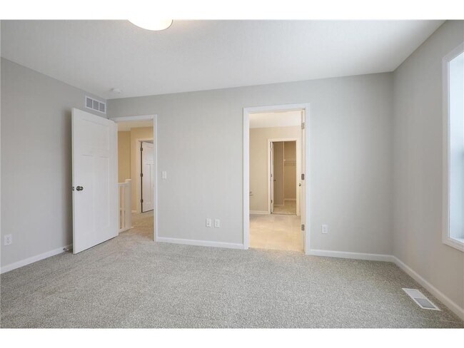 Building Photo - 10172 Arrowwood Trl