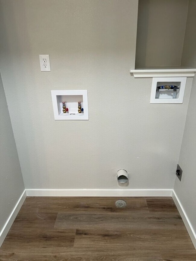 Building Photo - Park Place