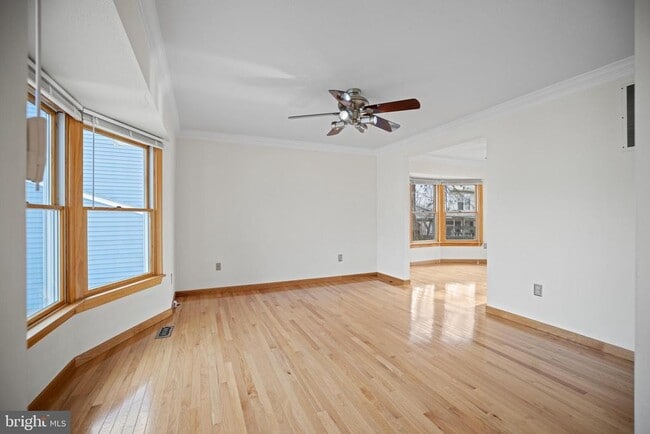 Building Photo - 8669 Concord Dr