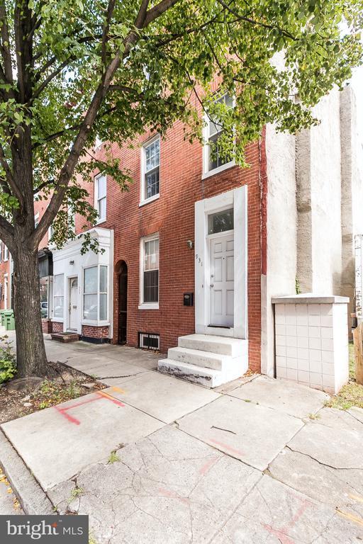 Building Photo - 931 S Hanover St