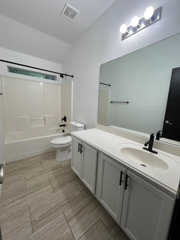 Building Photo - 6304 Spring Ranch Dr
