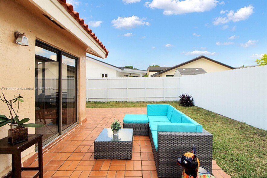 Building Photo - 13625 SW 99th Ter