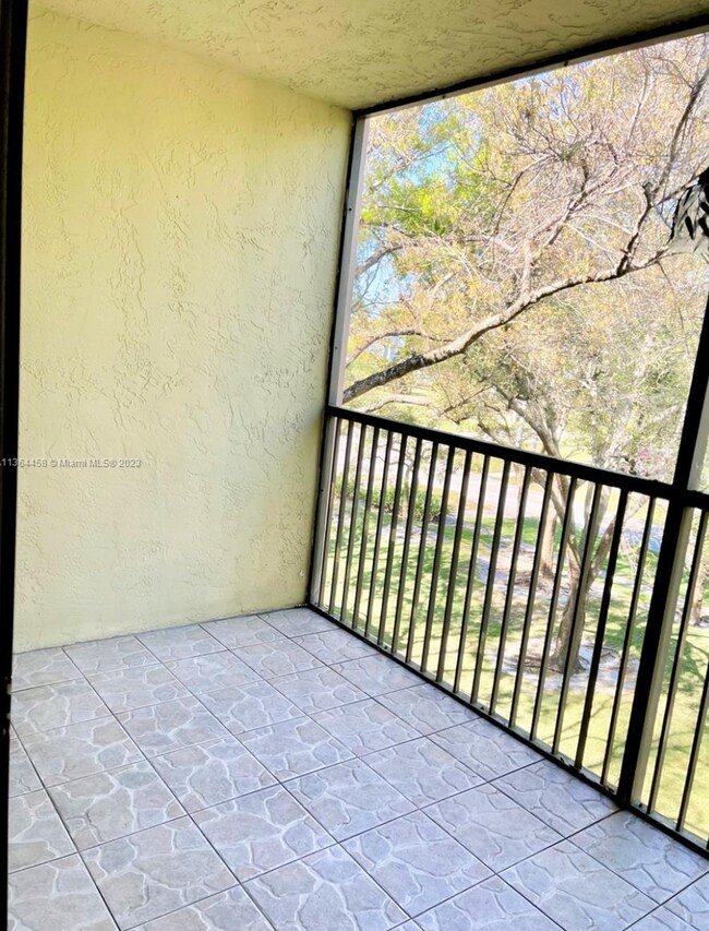 Building Photo - 6800 Cypress Rd