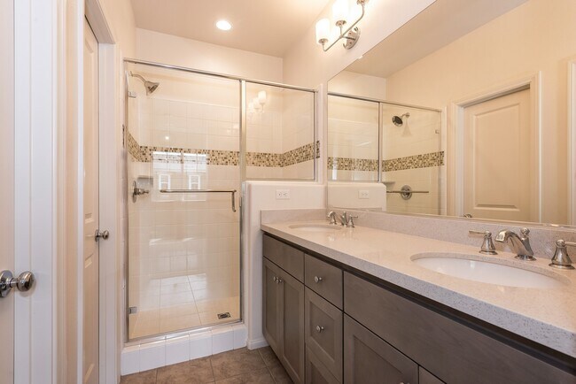 Building Photo - Village at Los Carneros 3 bed/ 2 bath Condo with 2-car garage and AC!