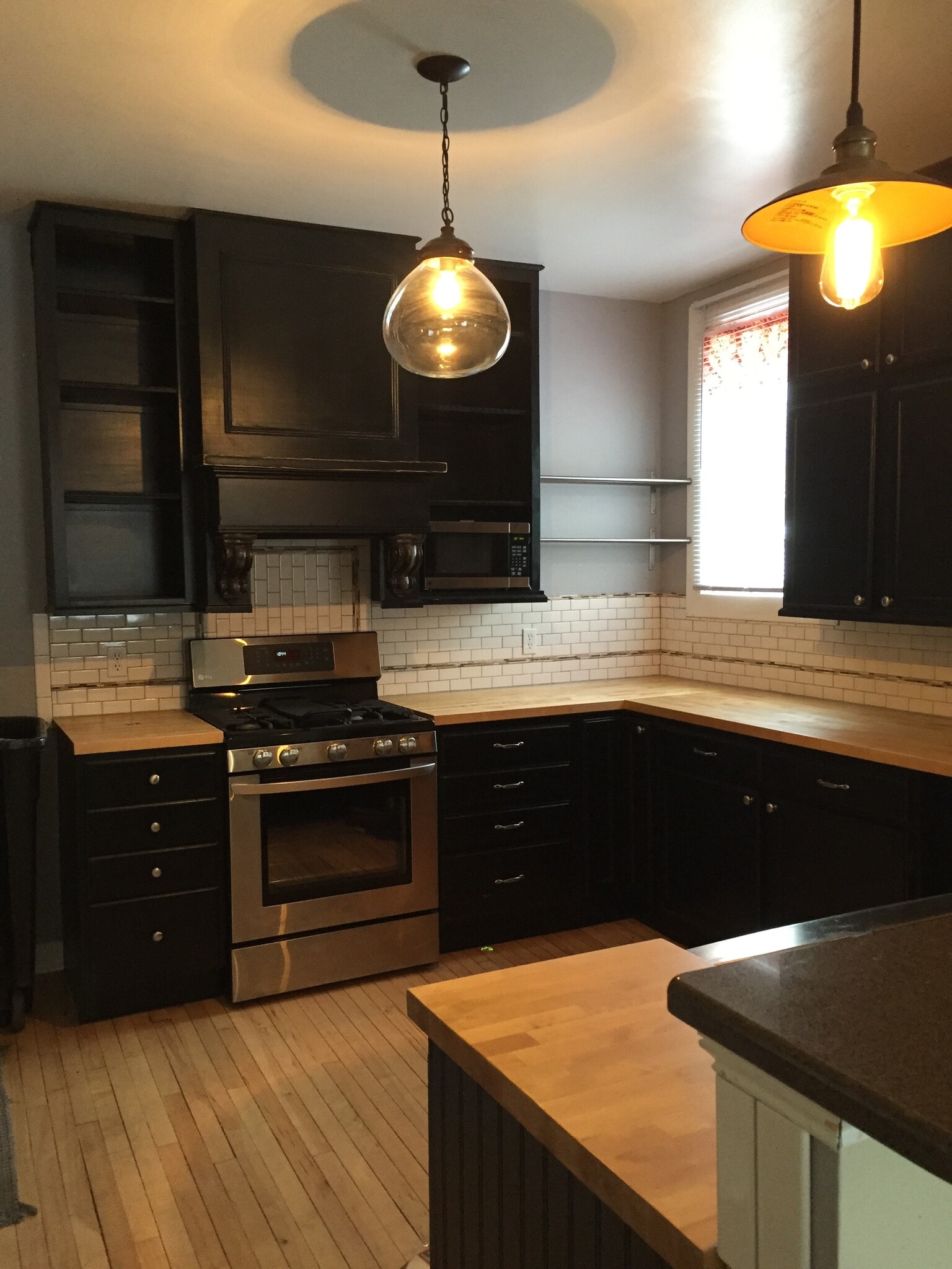 Building Photo - 1420 Church St