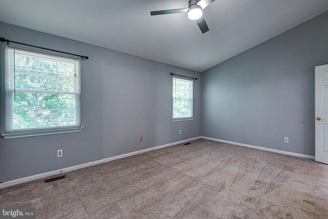 Building Photo - 8508 Blue Bird Woods Ct