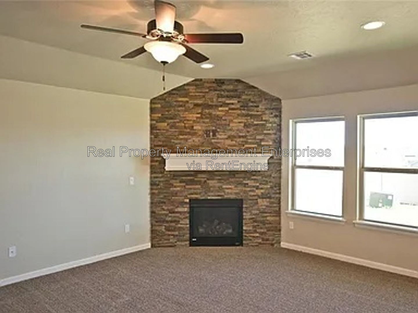 Building Photo - 18508 Maidstone Ln