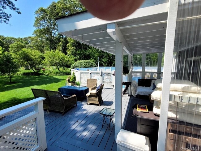 Building Photo - 23 N Westbury Rd