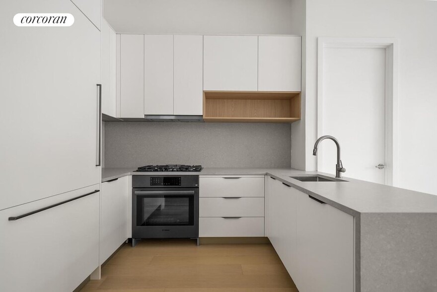 Building Photo - 259 Halsey St