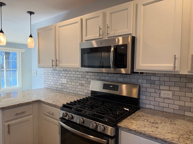 Building Photo - 1162 Harbor Ct