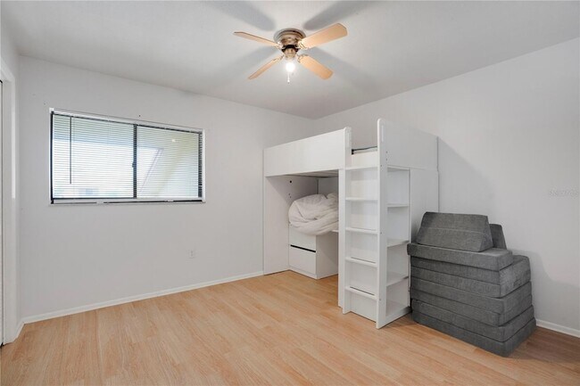 Building Photo - 2415 Bayshore Gardens Pkwy