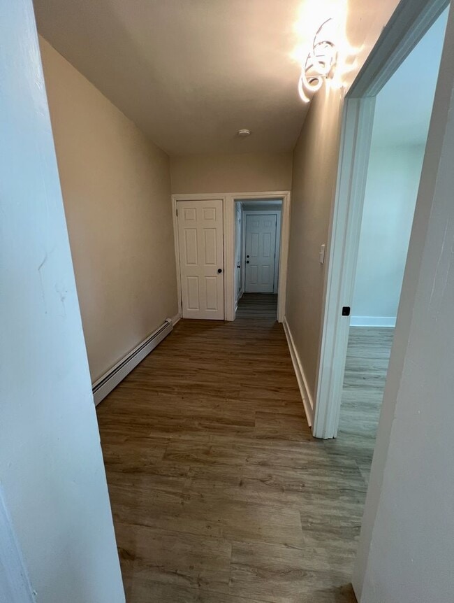 Building Photo - A Rare 5 Bedroom Renovated House Available...