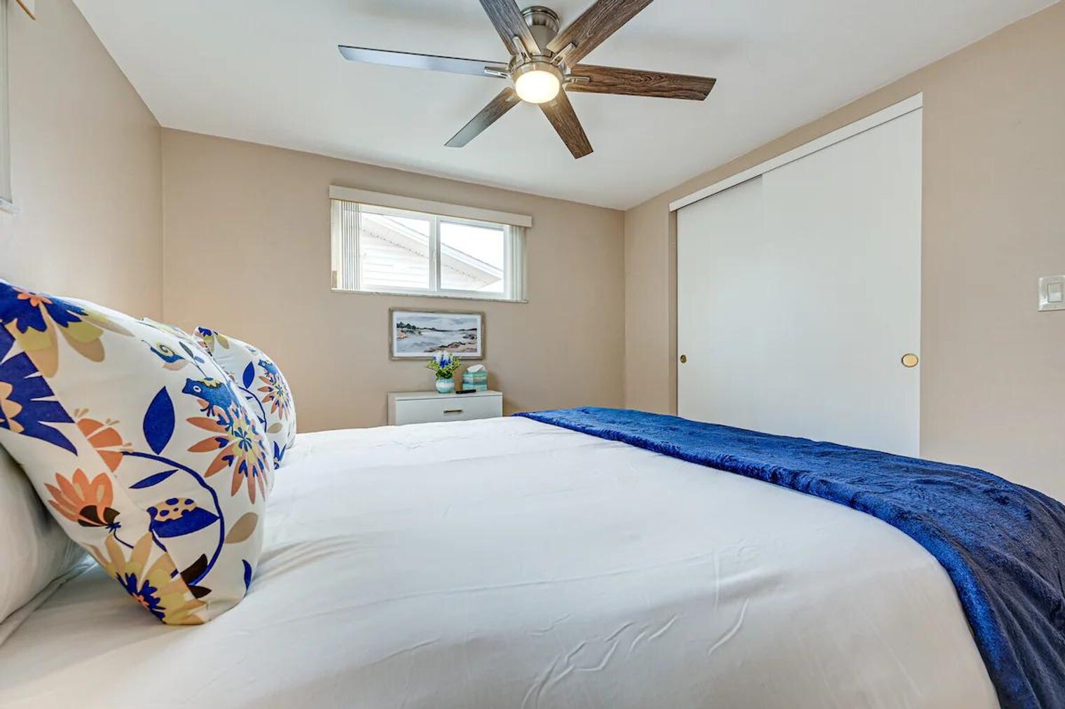 Building Photo - 7536 Topay Ln