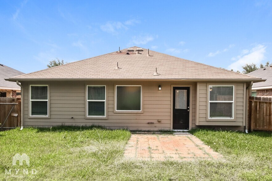 Building Photo - 5835 Deleon Trail Dr