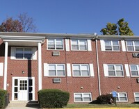 Building Photo - Bellevue Court Apartments