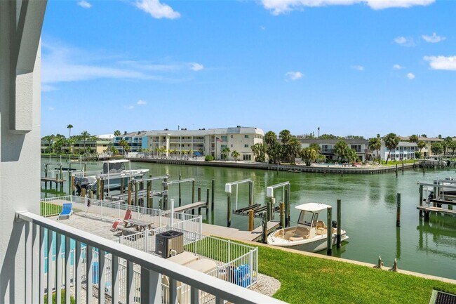 Building Photo - 11715 1st St E