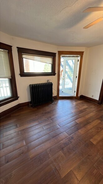 Building Photo - 225 W Gilman St