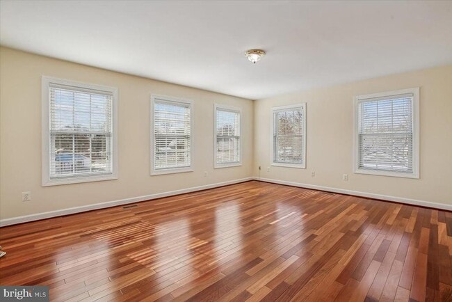 Building Photo - 7118 Vermillion Pl