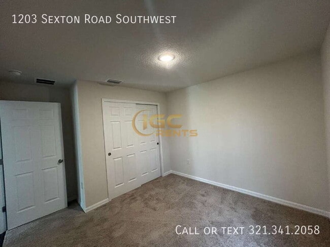 Building Photo - 1203 Sexton Rd SW