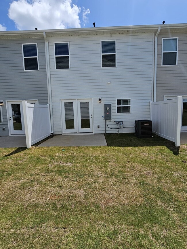 Building Photo - 252 Santorini Wy