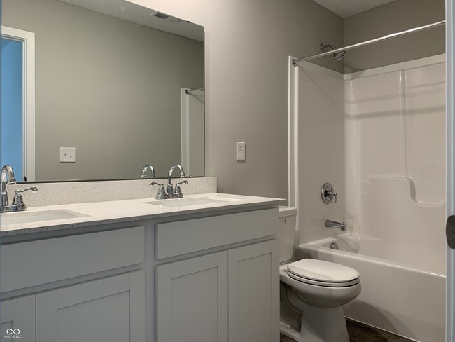 Building Photo - 2502 Mounts Run Ln