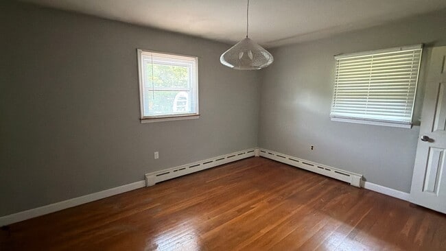 Building Photo - Move-In Ready 3-Bed, 2.5-Bath Home with a Beautiful Big Yard in Peaceful Jackson, NJ