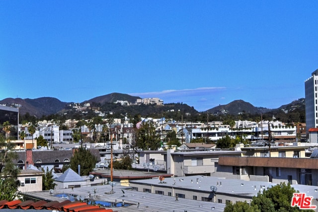 Building Photo - 1000 Granville Ave