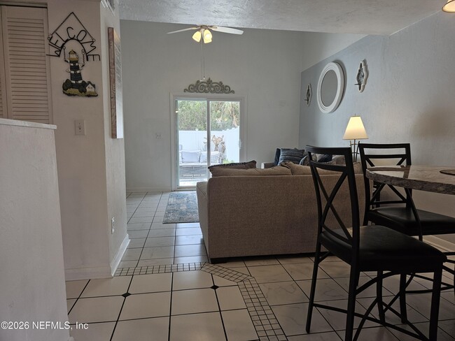 Building Photo - 4302 Seagate Ln N