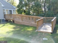 Building Photo - 1360 Ship Rd