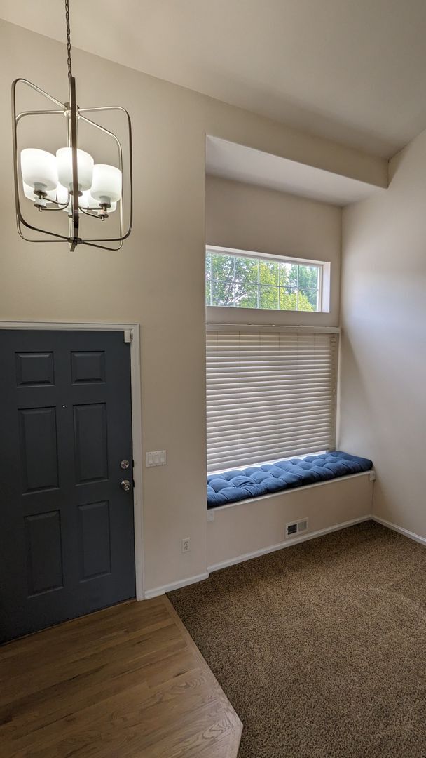 Building Photo - MODERN TWO STORY 3 BED/2.5 BATH WITH FENCE...