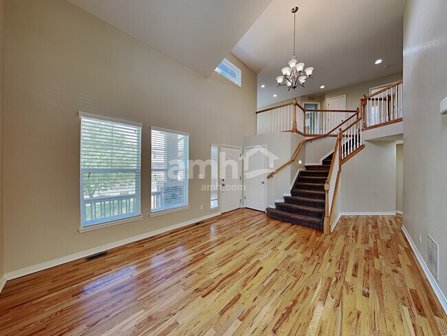 Building Photo - 25568 E Glasgow Pl