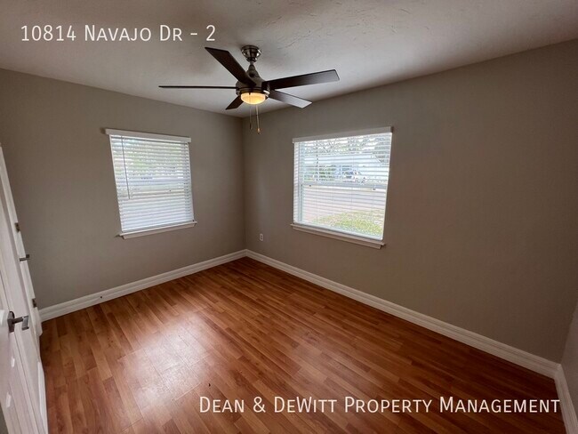 Building Photo - 10814 Navajo Dr