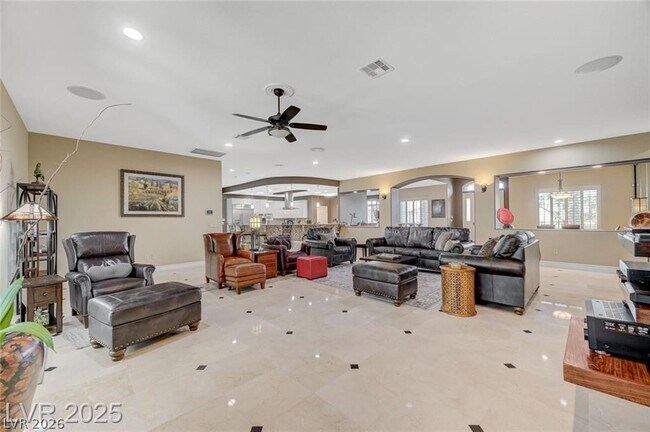 Building Photo - 2101 Grand Island Ct