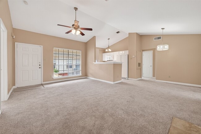 Building Photo - 2211 S Kirkwood Rd