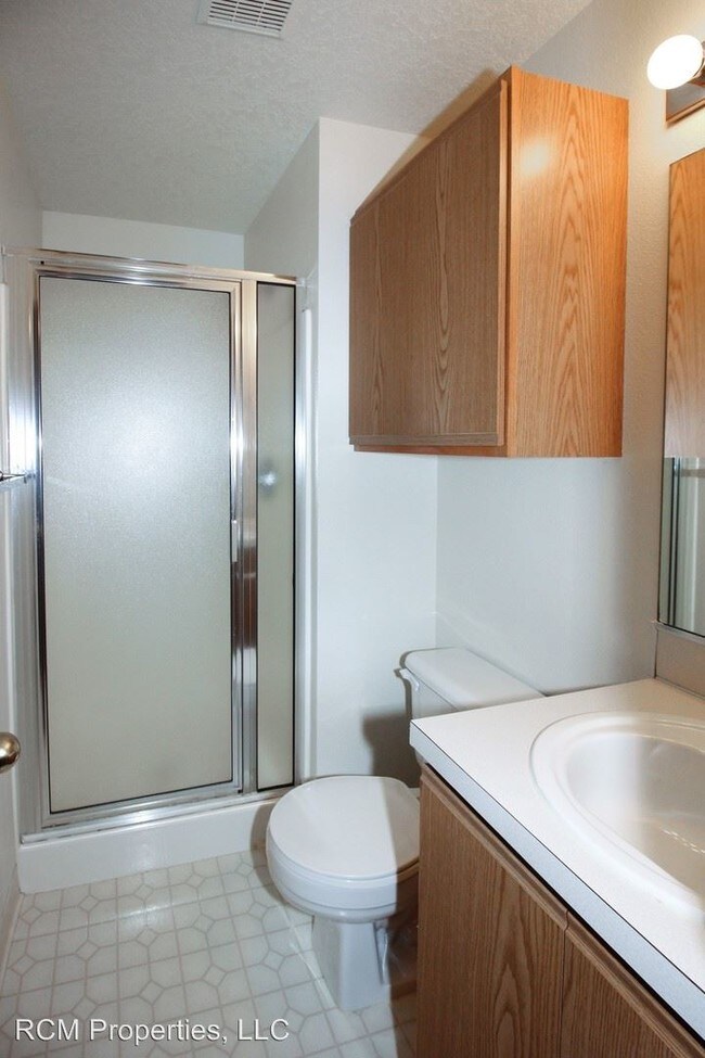 Building Photo - 1300 NE 181st Ave