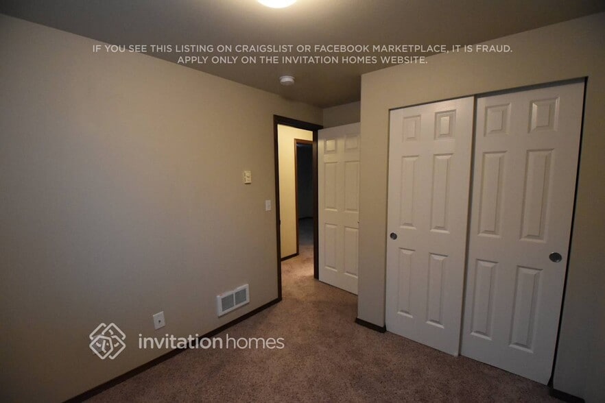 Building Photo - 14548 46th Dr NE