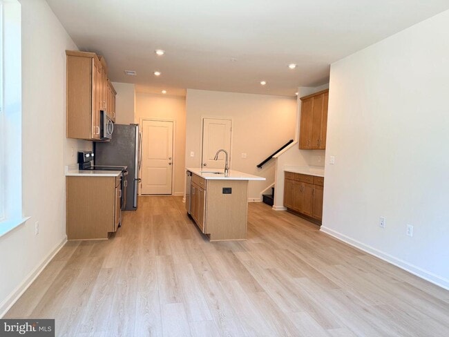 Building Photo - 2548 Neabsco Common Pl