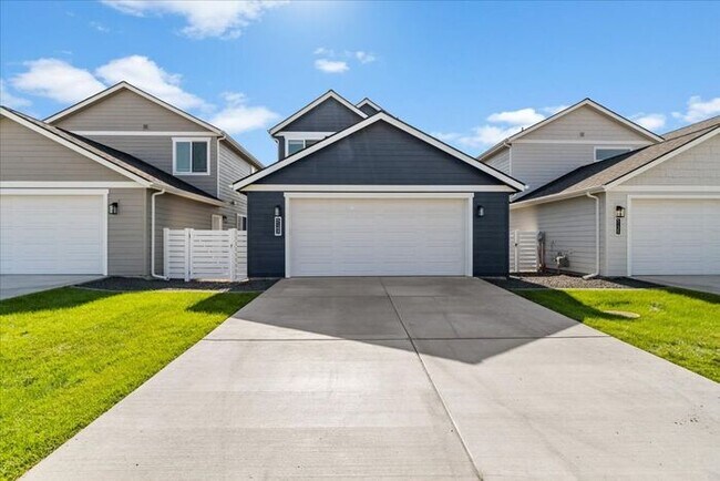 Building Photo - Perfectly designed 5-bedroom, 3-bath single family home