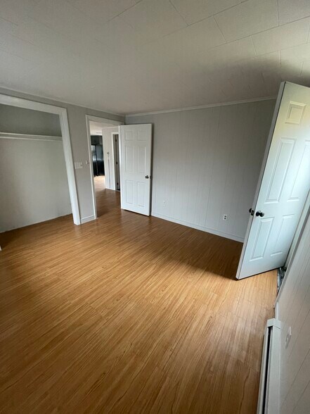 Bedroom 1 w/outdoor access - 53 Dartmouth St