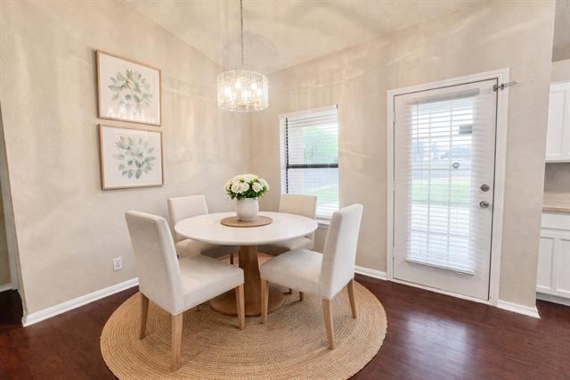 Building Photo - 216 Freedom Ln