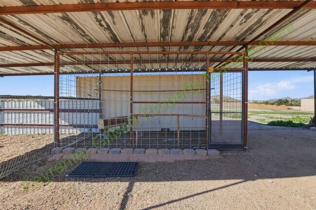 Building Photo - Stunning Queen Creek Ranch Home on 5 Acres – Horse & Livestock Friendly!