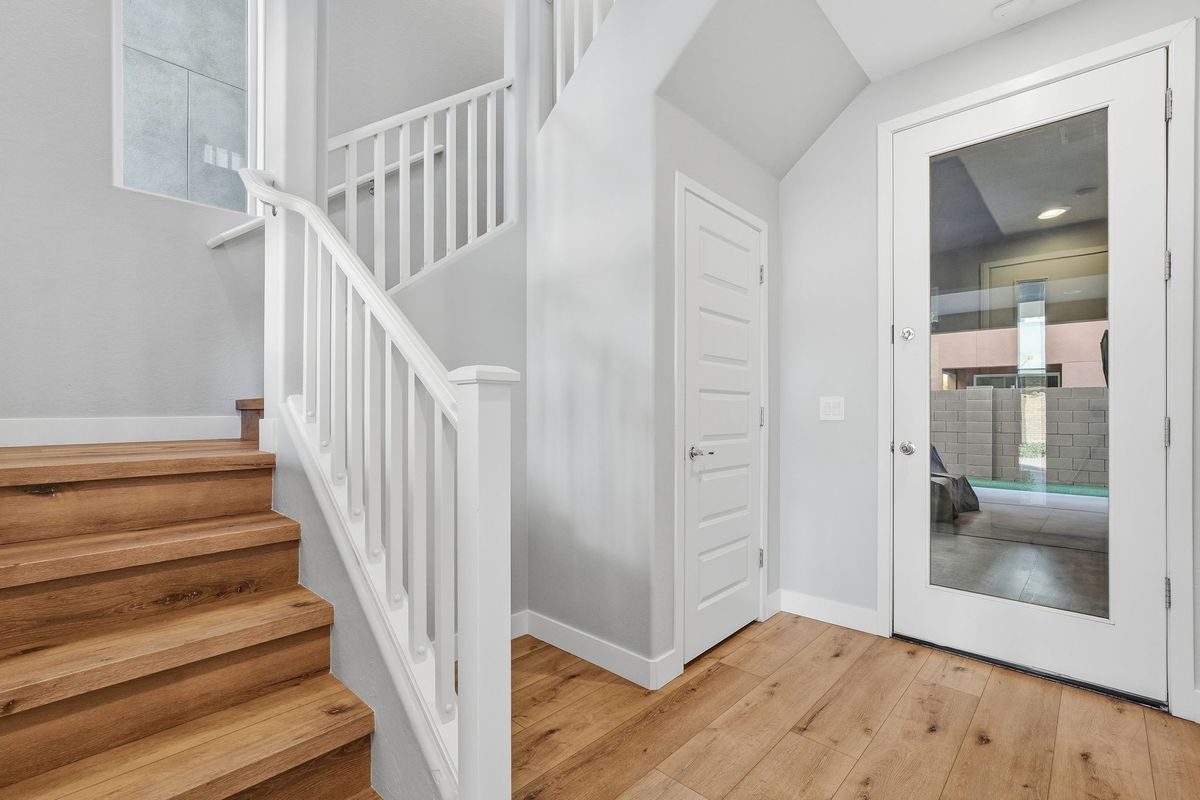 Building Photo - 7059 W Stardust Dr