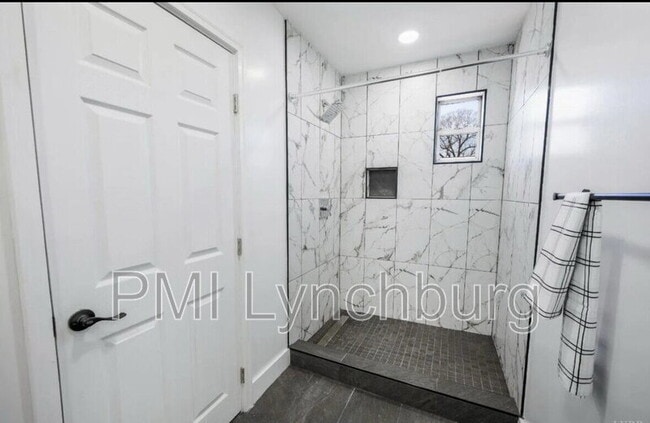 Building Photo - 588 Old Wright Shop Rd