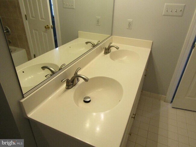 Building Photo - 6310 Gun Cap Ct