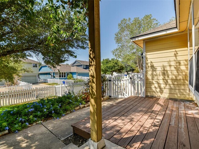 Building Photo - 1316 Diner Dr