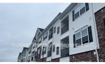 Building Photo - 1016 Vanderbergh Blvd