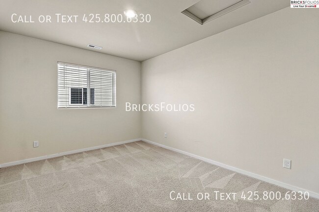 Building Photo - 18722 106th Ave Ct E
