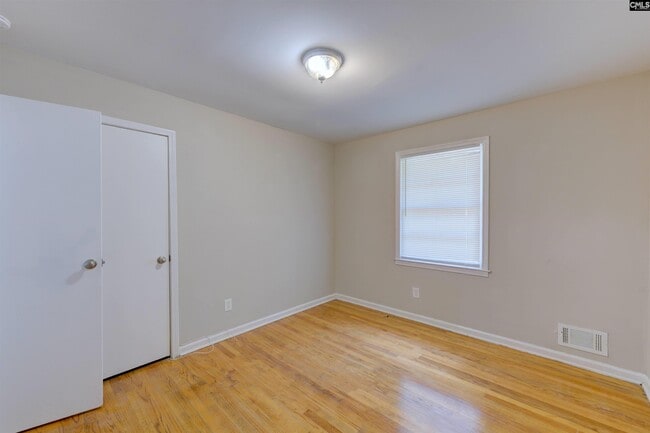 Building Photo - 2019 Haverford Cir