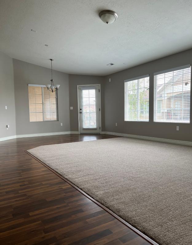 Building Photo - 1195 W Dallin Dr